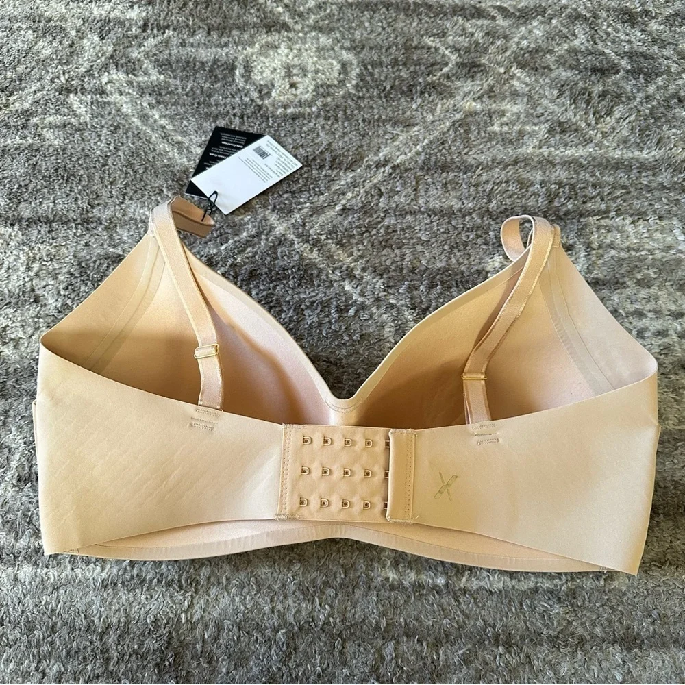 NWT Knix Wingwoman Contour Wireless Bra Warm Sand
